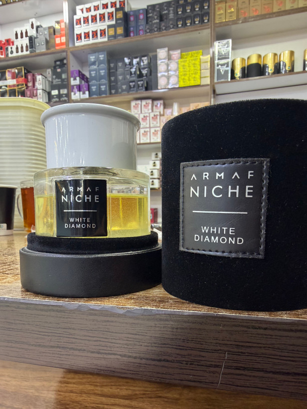 ادوپرفیوم Armaf Niche White Diamond | ادکلن مردانه با رایحه وودار و مرکباتی
